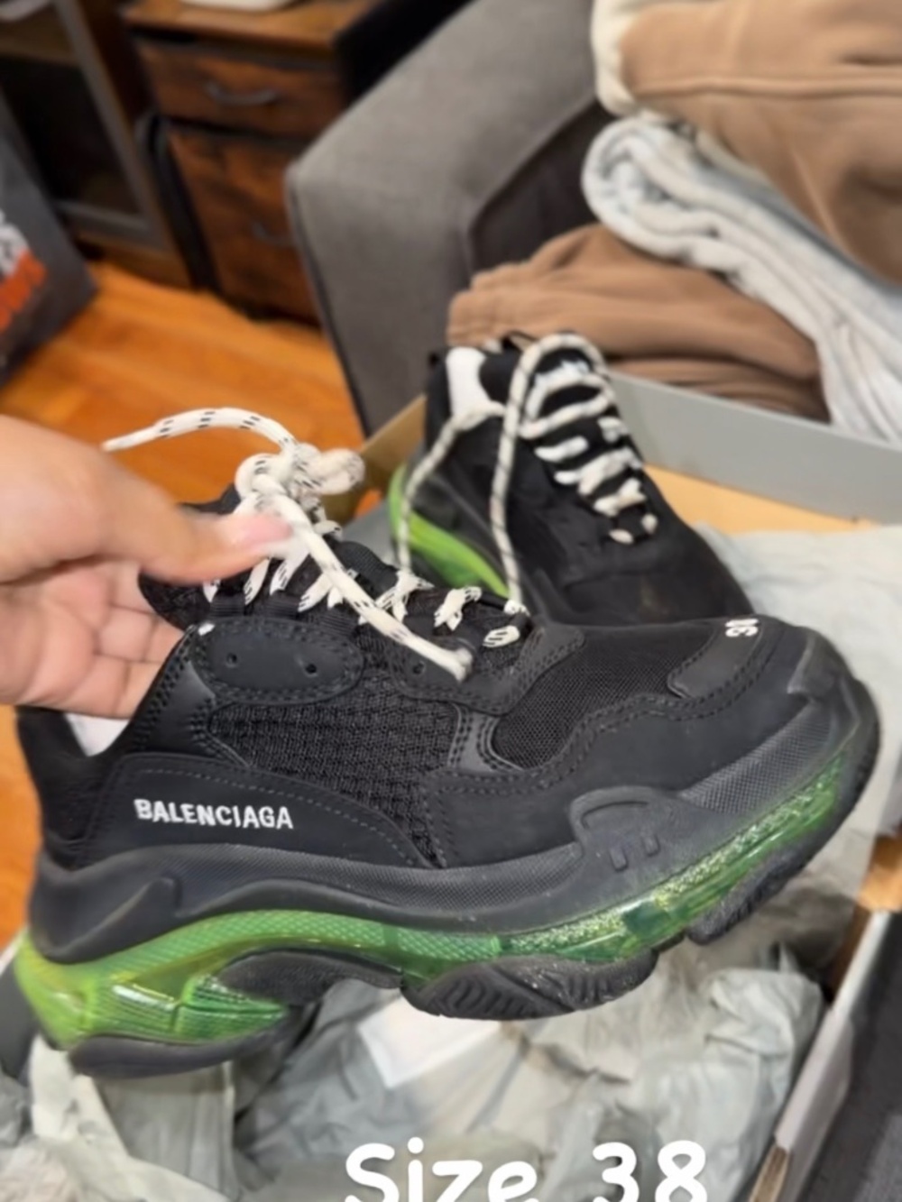 Unisex balenciaga sneakers